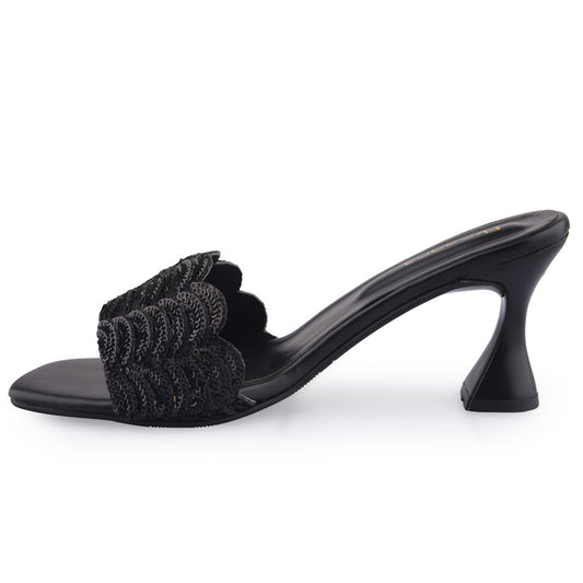 Black Scallop Heel