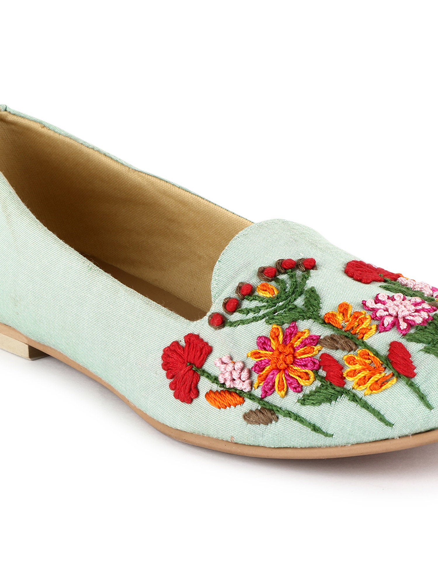 Floral Thread Mocassins