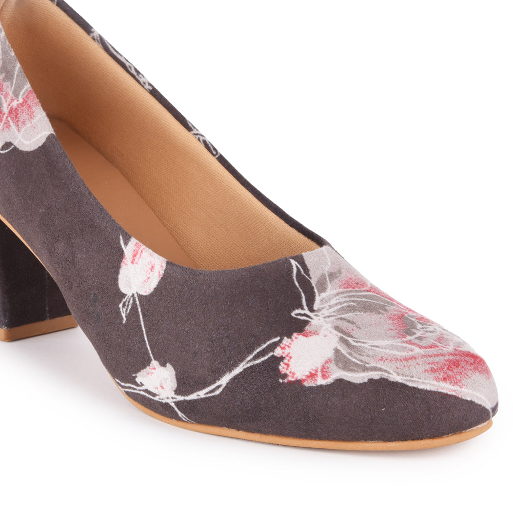 Abstract Rose Pump