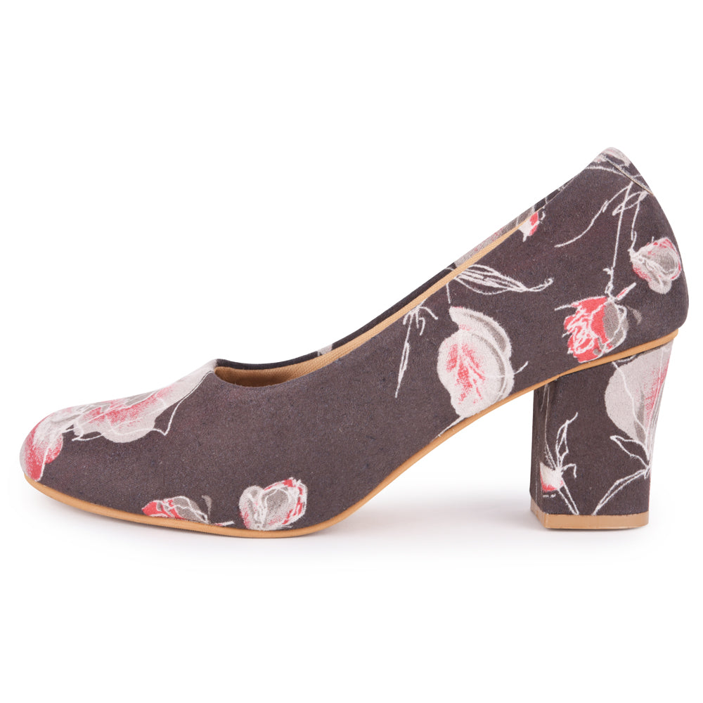 Abstract Rose Pump